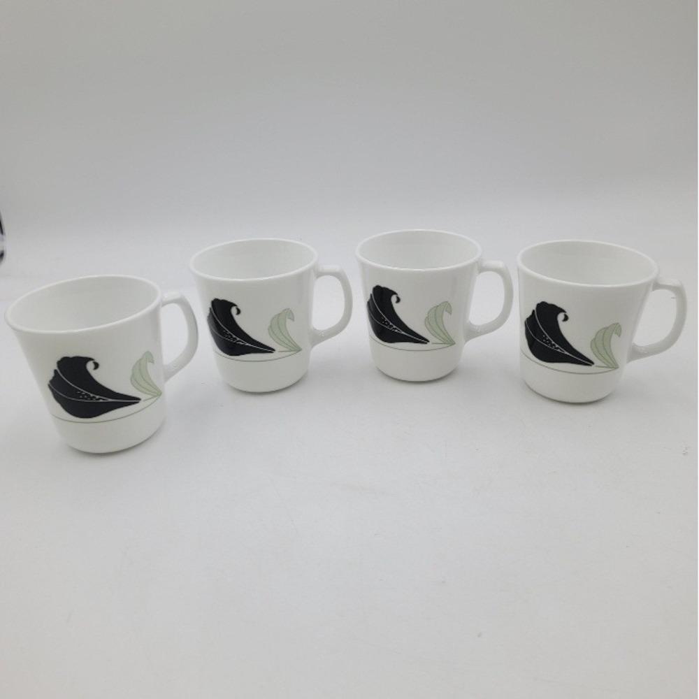 Corelle Black Orchid Coffee Mugs Set of 4 Corning USA Vitrelle White Black Green